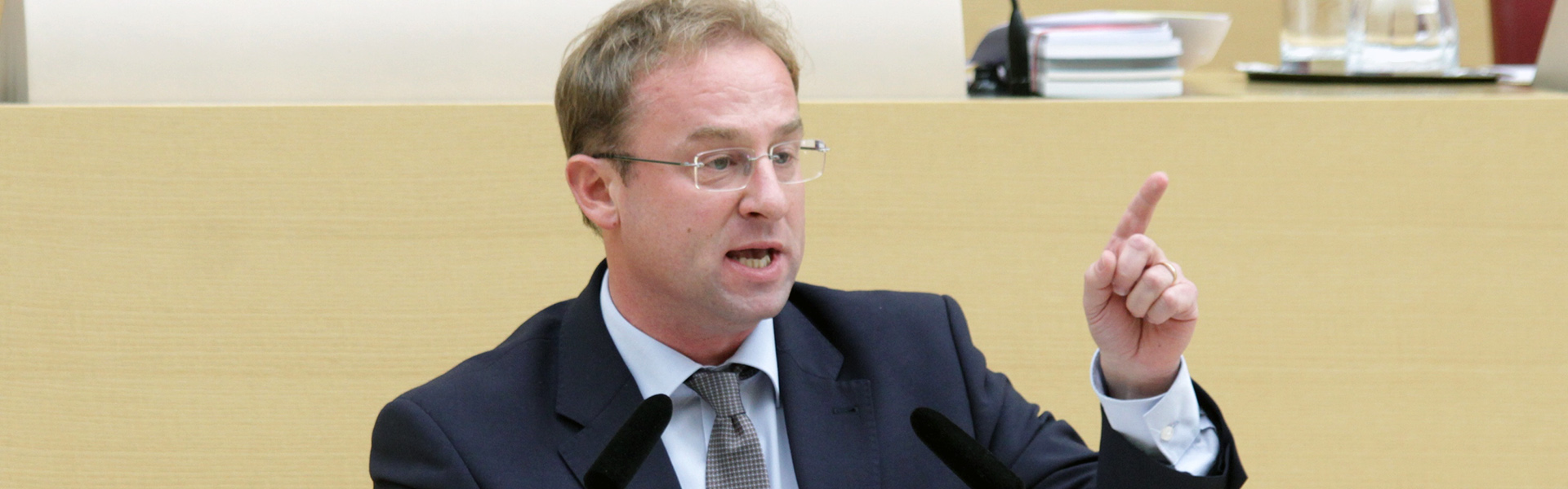 �ber mich
<sub>Mein Weg in den Bayerischen Landtag</sub>
